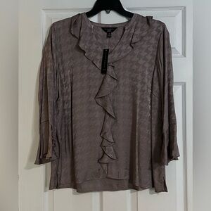 NWT Investments‎ Riley Women's Ruffled Blouse - Size 1X
